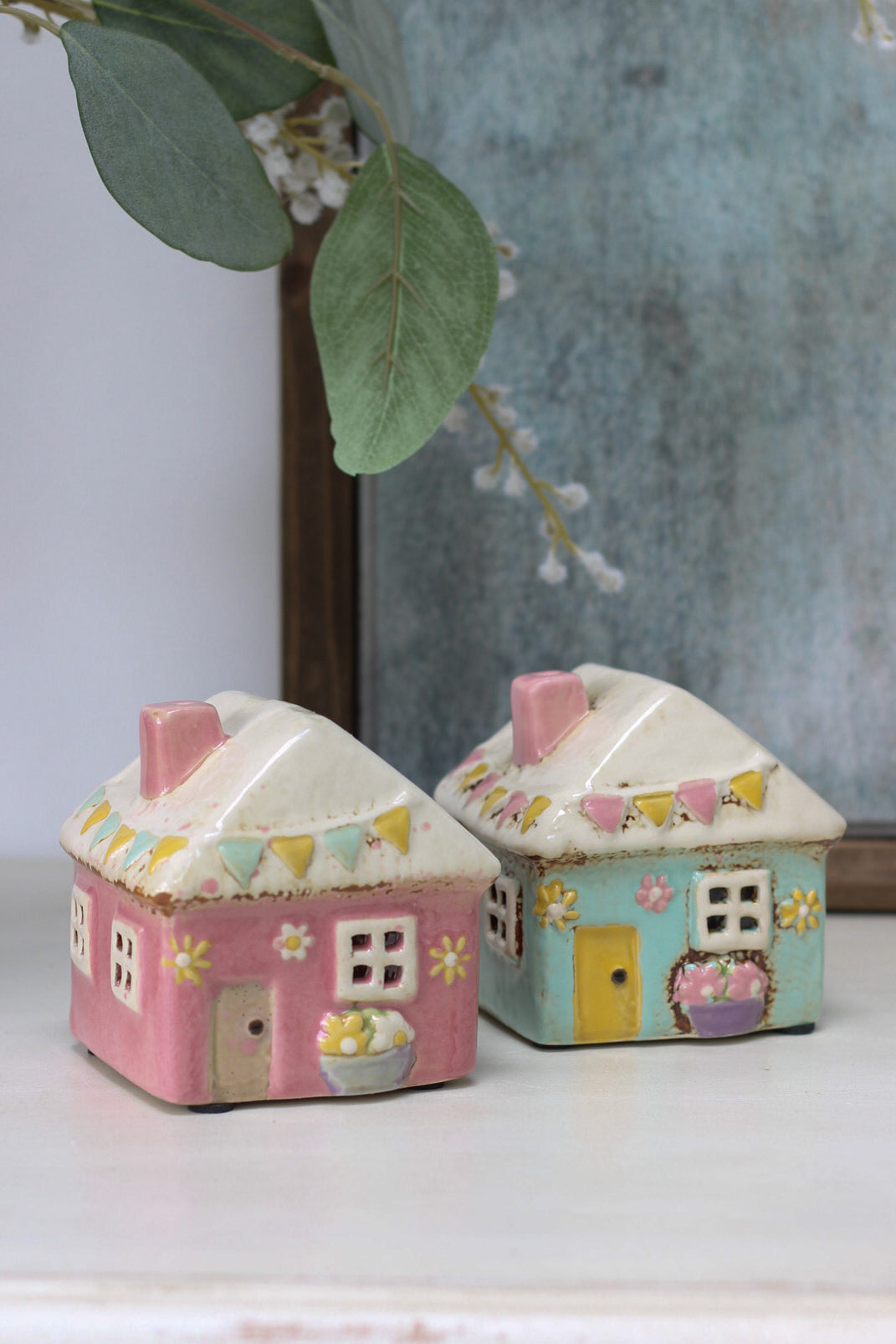 Mini Ceramic Spring Cottage with Bunting Tea Light Holder