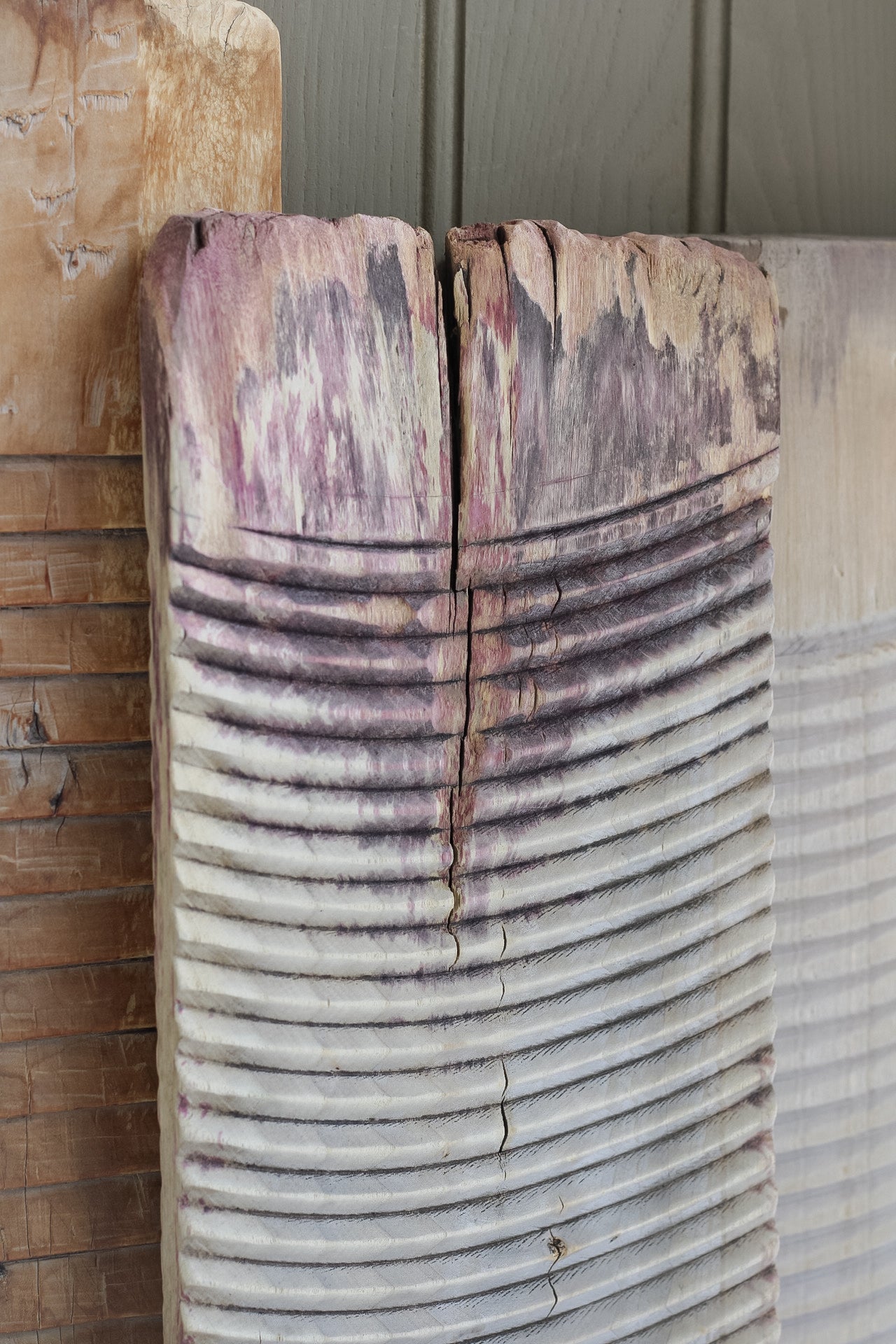 Reclaimed wooden wash board