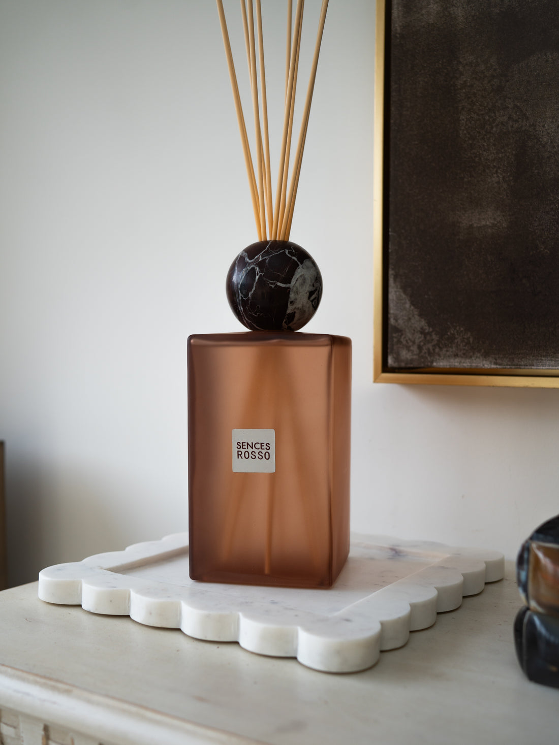 Rosso Sences Extra Large Reed Diffuser on scalloped marble tray
