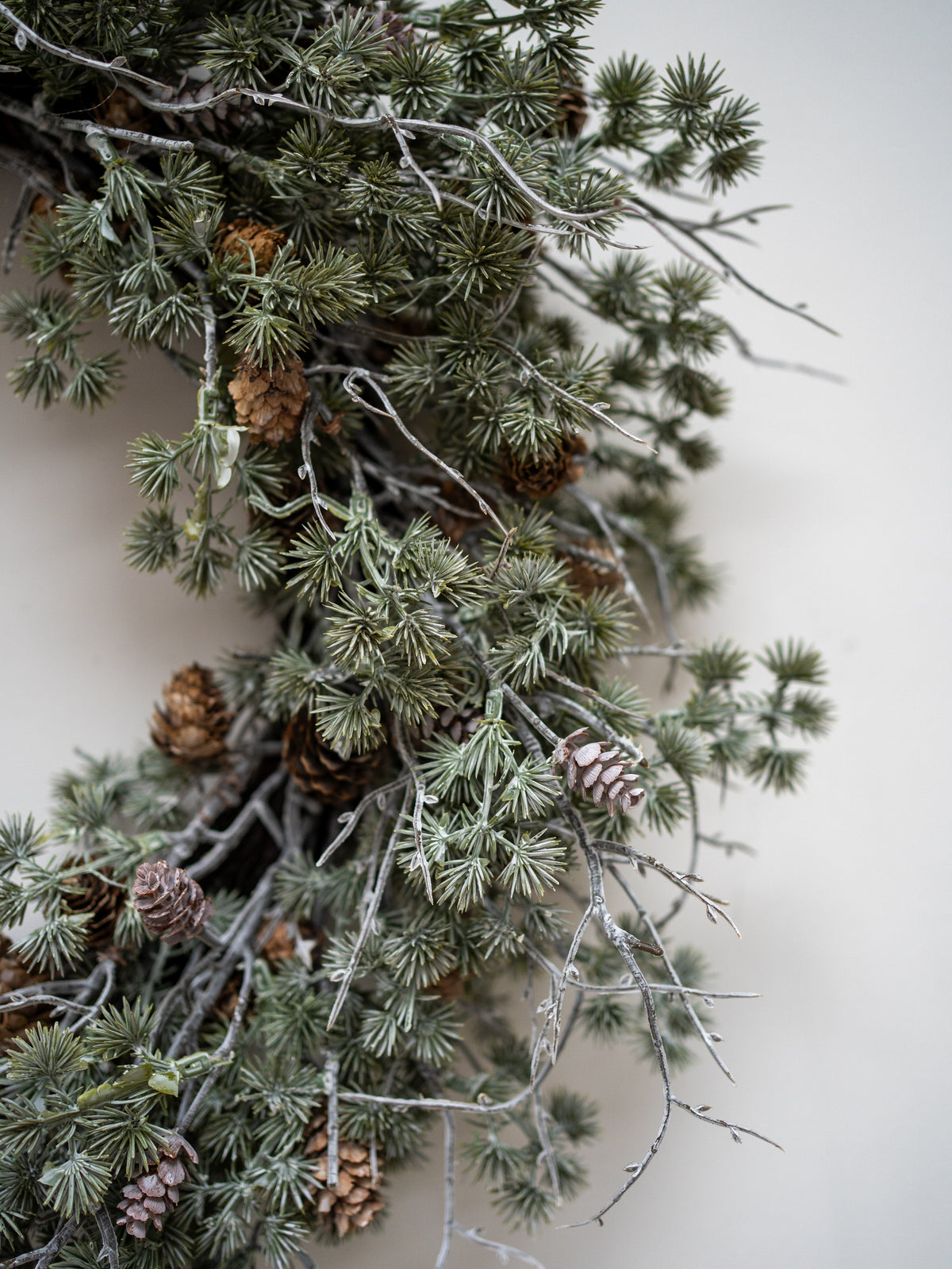 Rustic Pinecone &amp; Cedar WreathRustic Pinecone &amp; Cedar Wreath