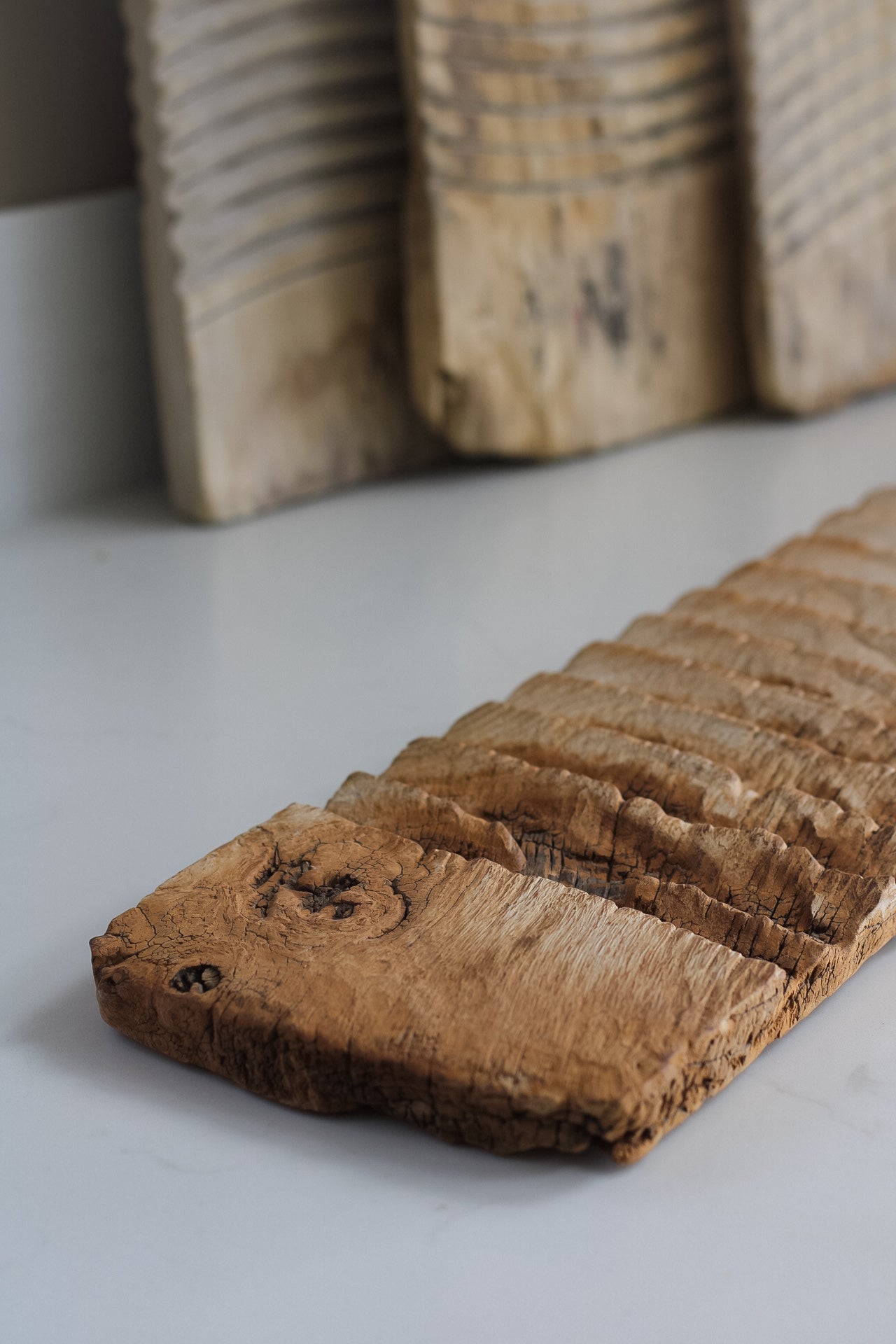 Slim wooden wash board