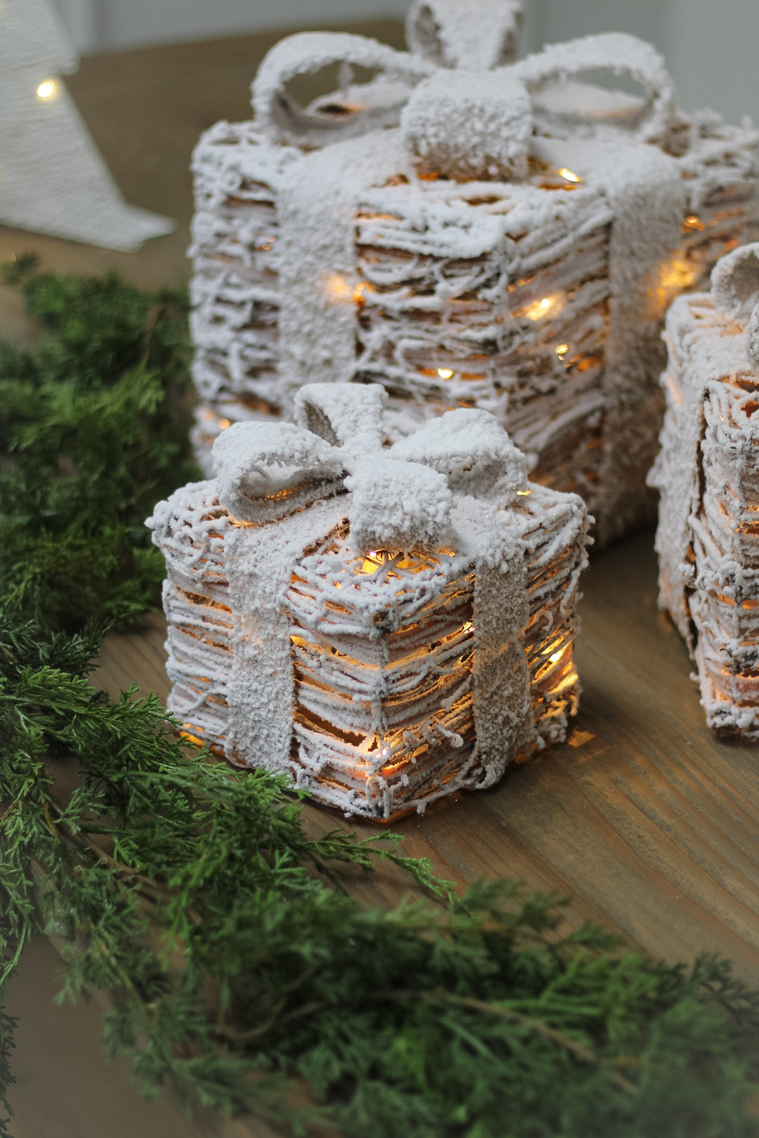Snowy Rattan LED Gifts | Set of 3