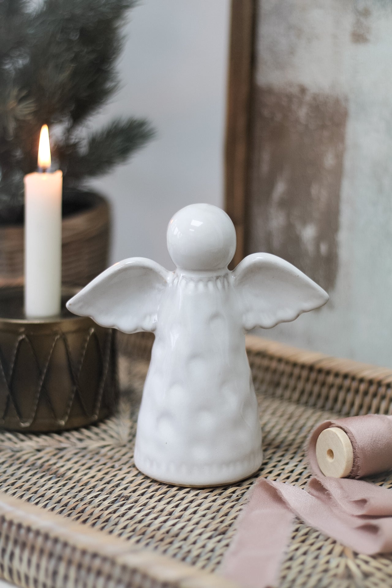 White Ceramic Angel Decoration 001