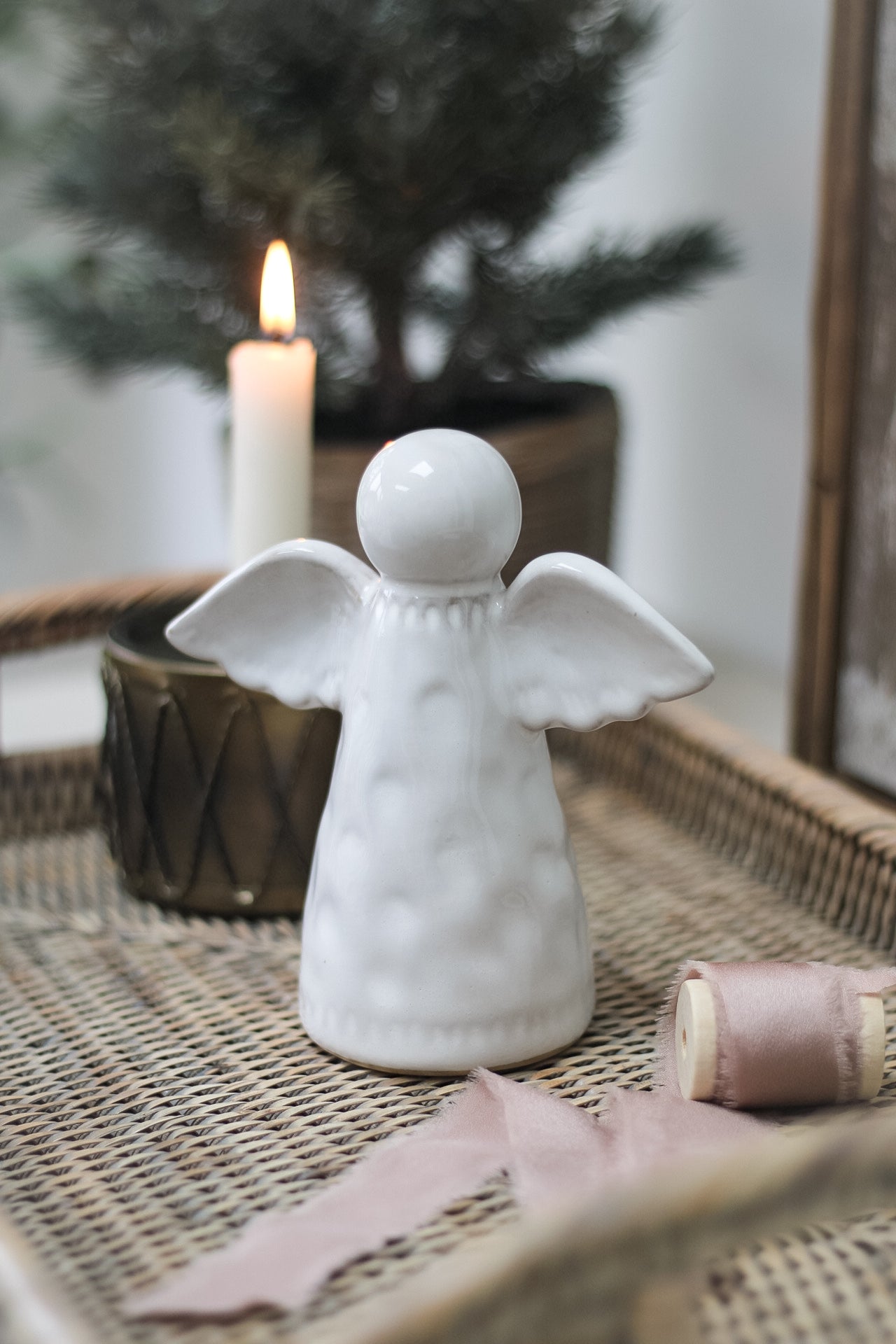 White Ceramic Angel Decoration 003