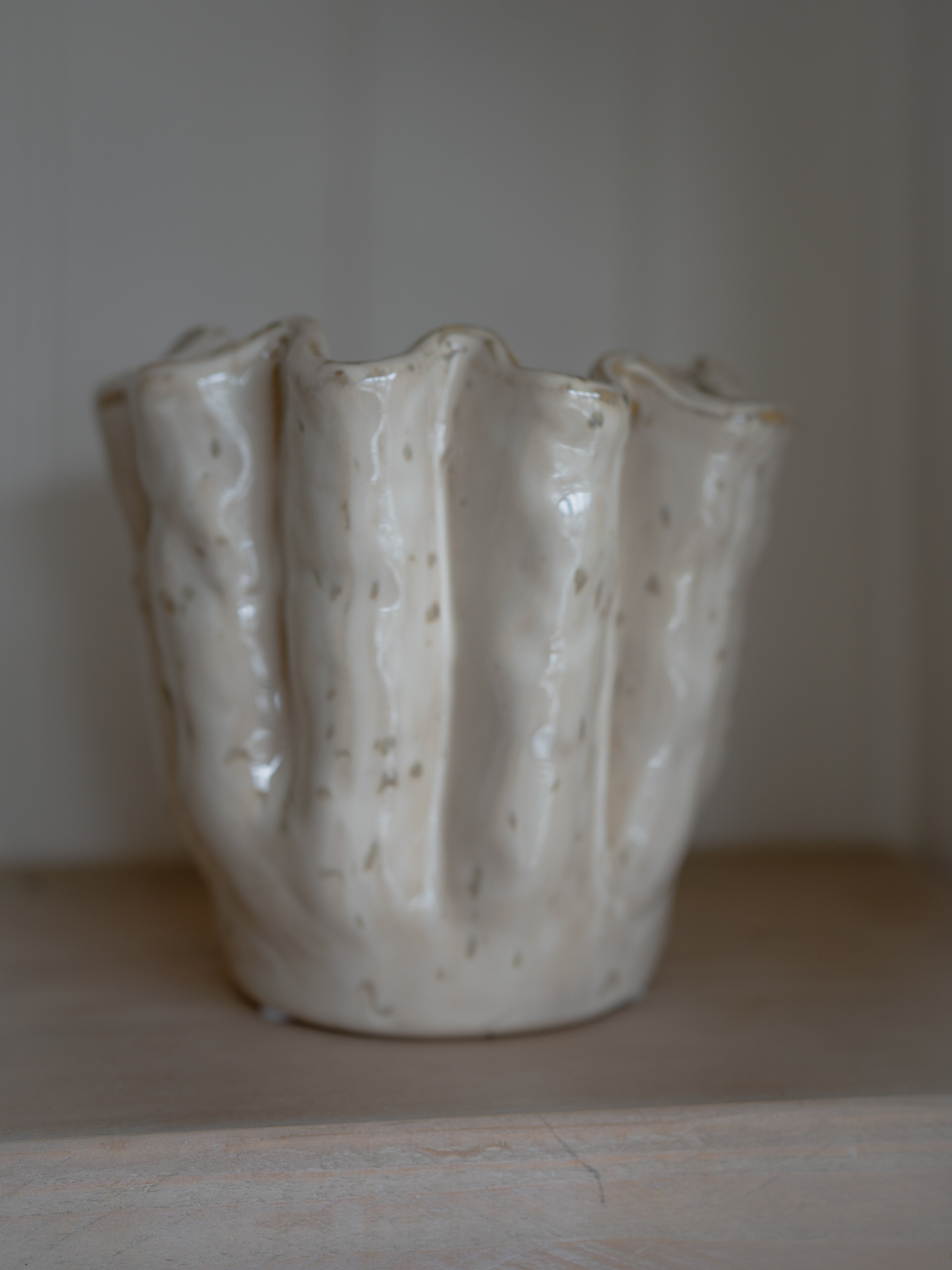 White Stoneware Wavy Planter