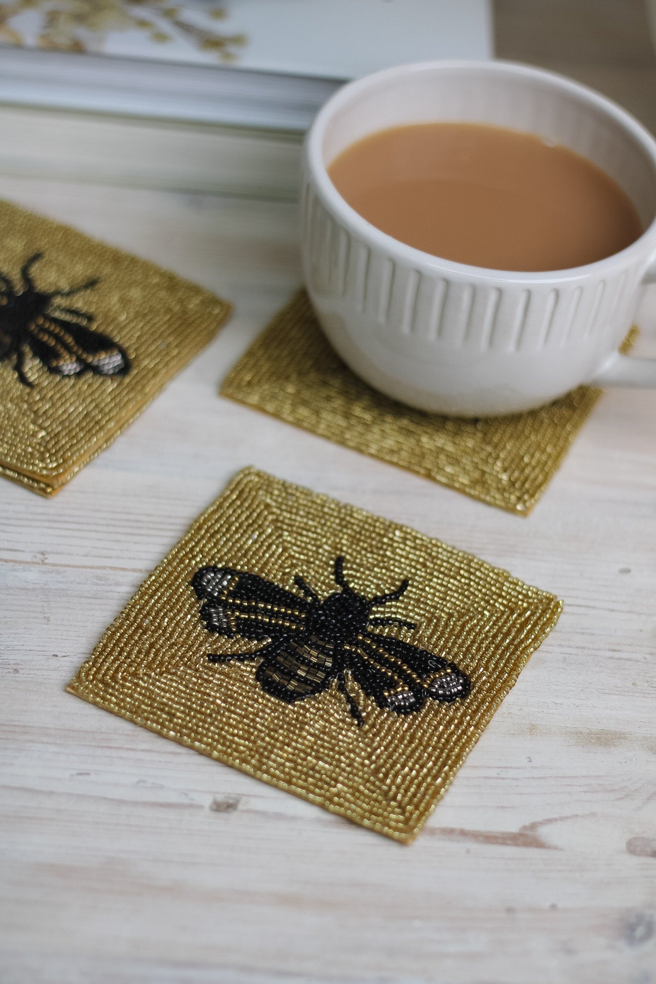 Lesser & Pavey Sarah Boddy Bee-Tanical Poppy Coasters Set Of 4 For Office Home & Kitchen | Lovely Coaster Set For Decorative Home Accessories Drinks Coasters For Tea & Coffee