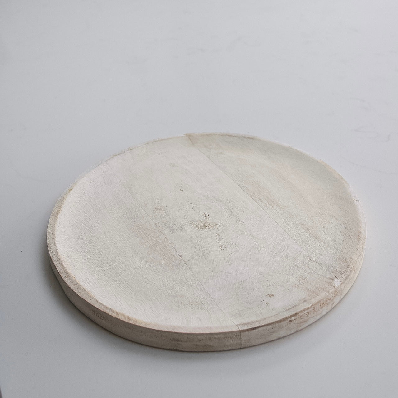 White Washed Round Styling Board