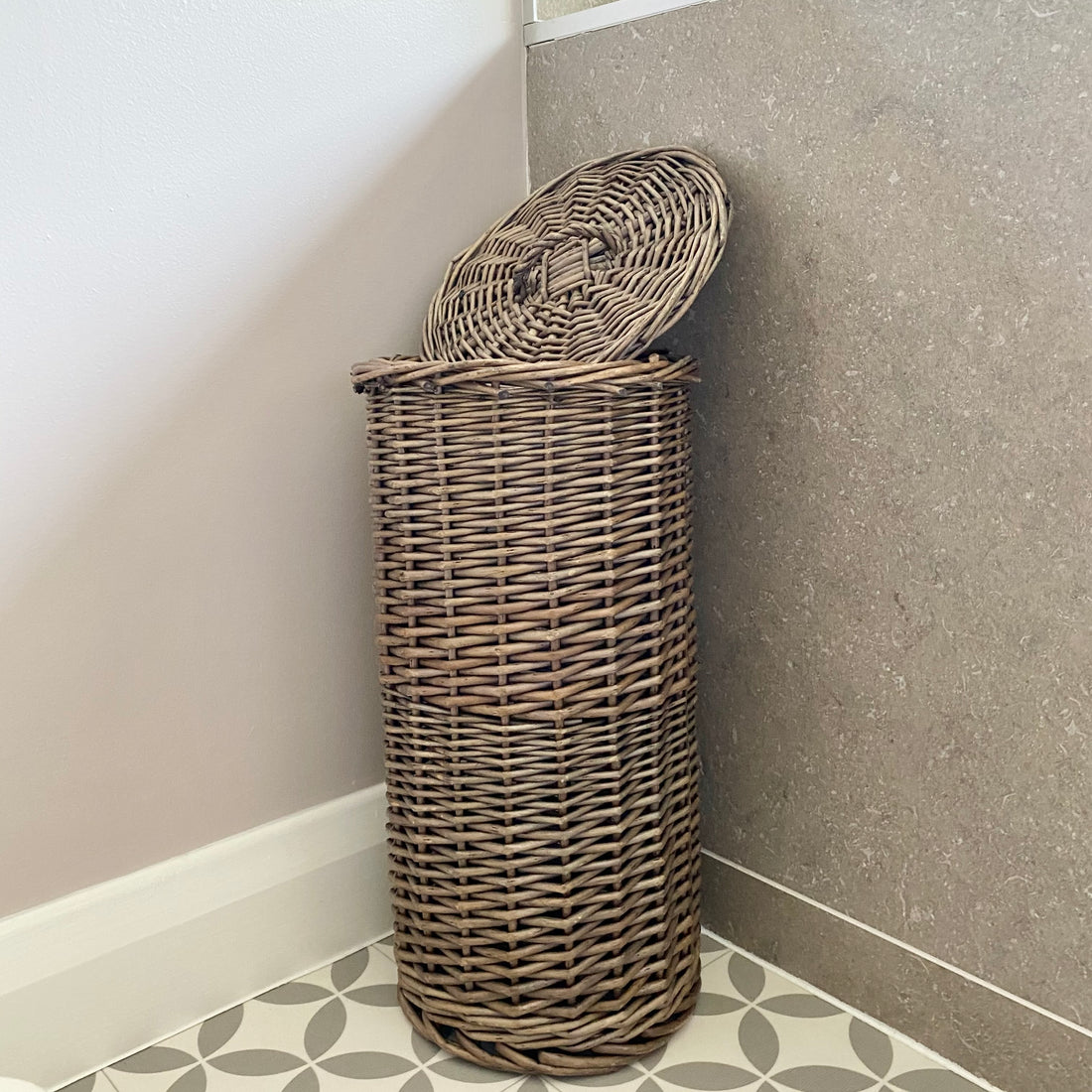 Wicker Round Toilet Roll Holder