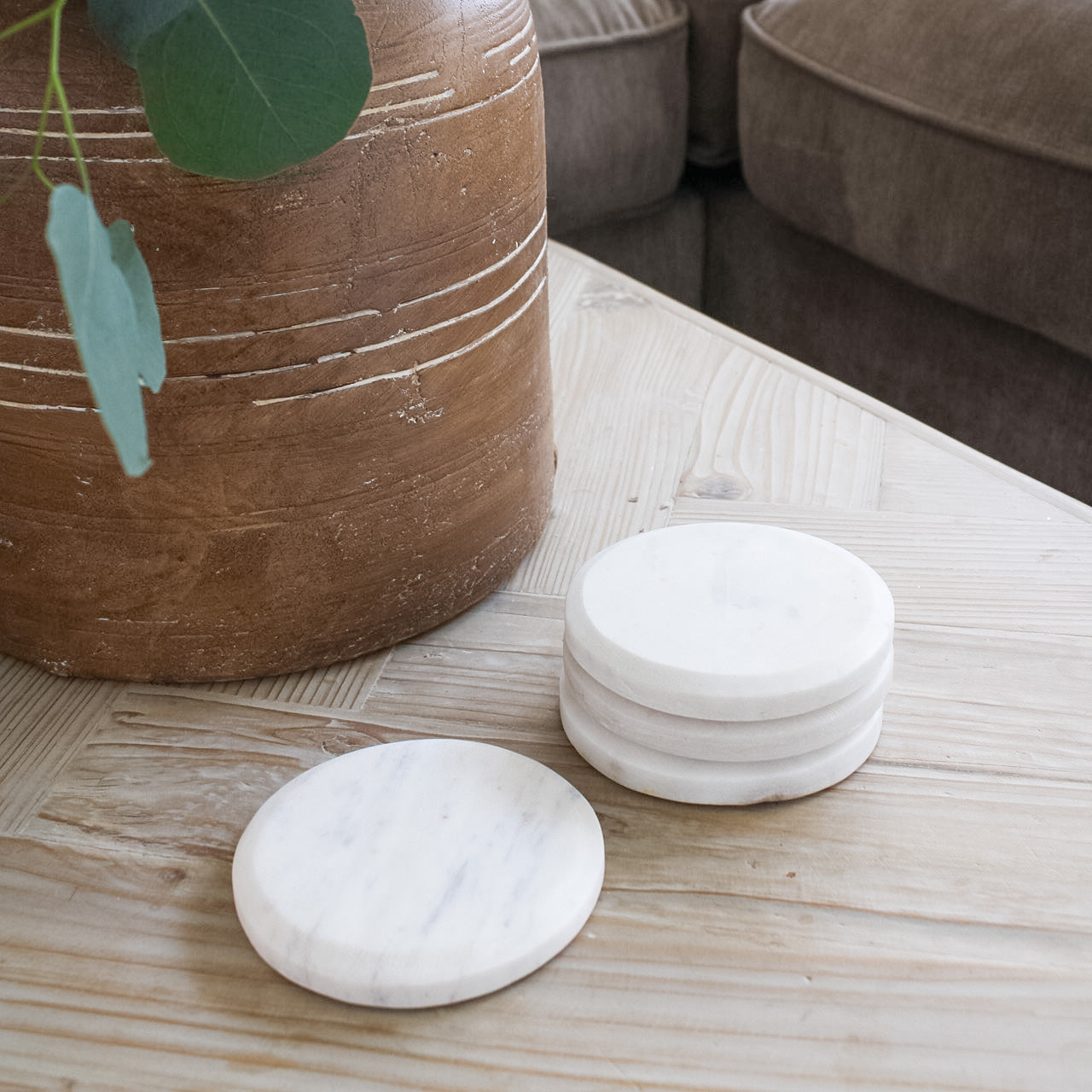 Round White Marble Coasters | Set of 4