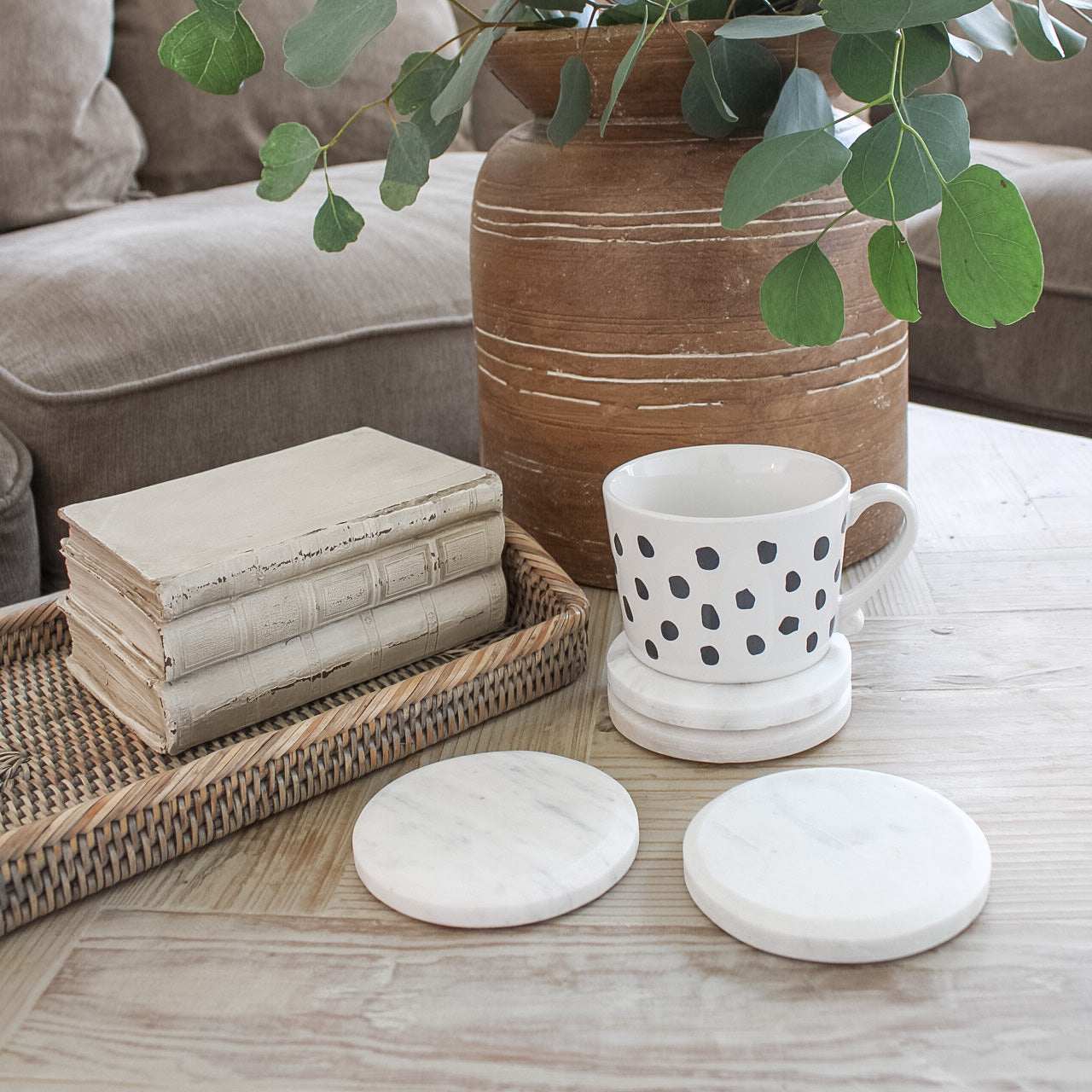 Round White Marble Coasters | Set of 4